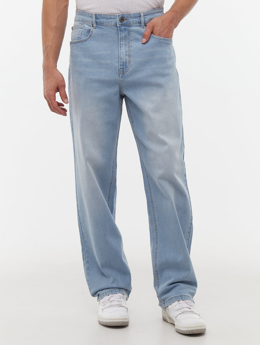 Jeffers Distressed Jeans