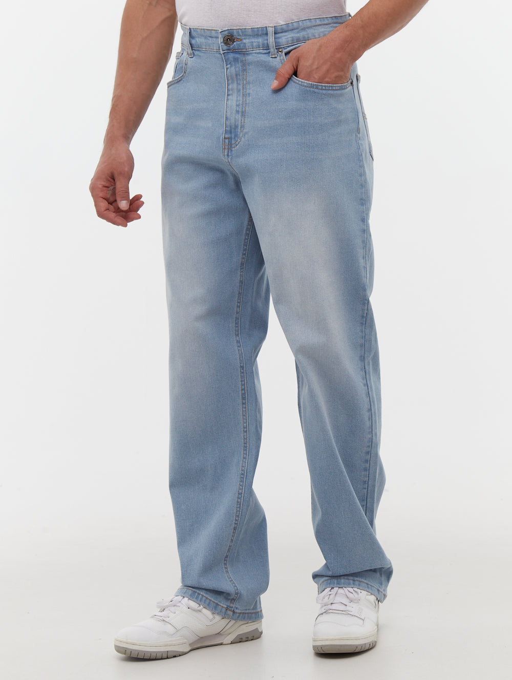 Jeffers Distressed Jeans