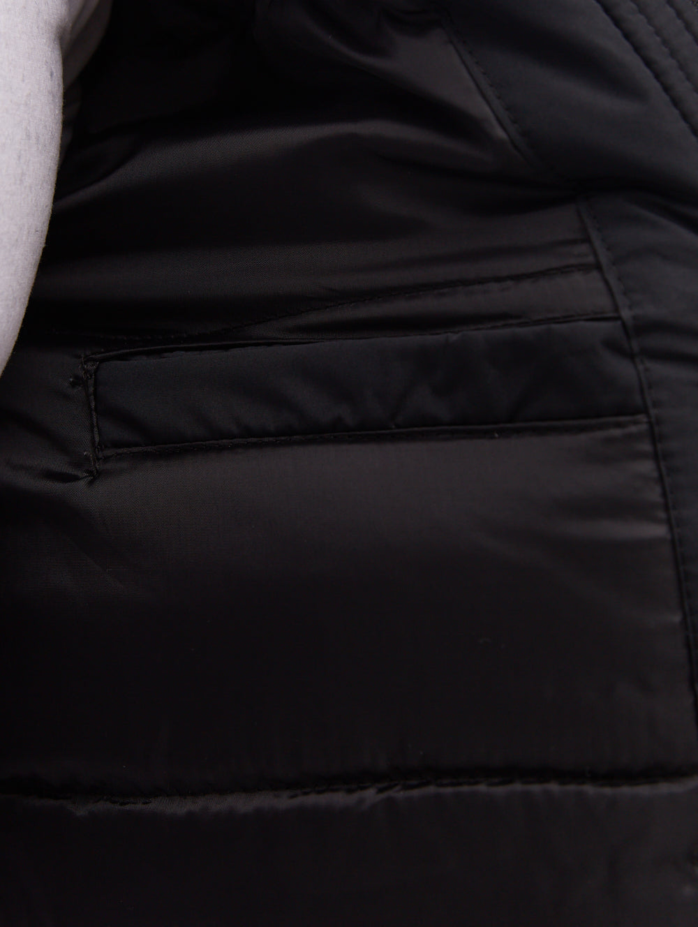 GUTHRIE Black Outerwear Parkas Shot 4