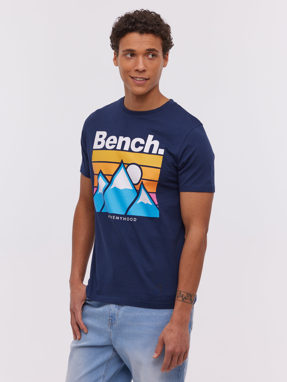 Kansi Mountain Graphic T-Shirt