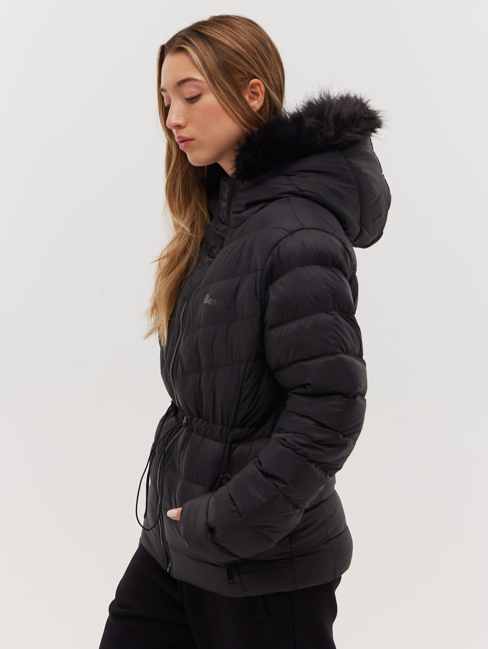 Inken Hooded Puffer Jacket